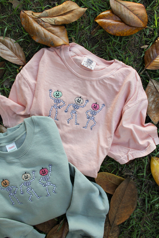 Large Dainty Dancing Pumpkin Tee